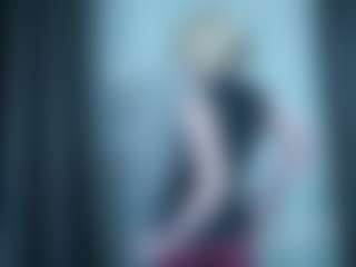Evelyn's Live Sex Cam Show