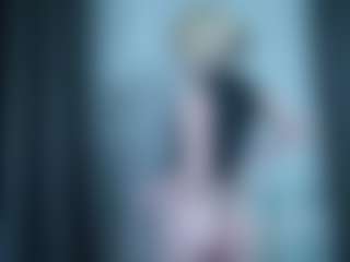 Evelyn's Live Sex Cam Show