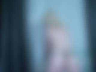 Evelyn's Live Sex Cam Show