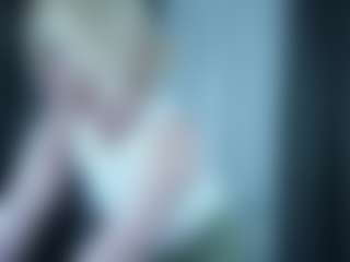 Evelyn's Live Sex Cam Show