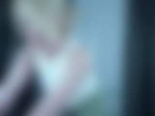 Evelyn's Live Sex Cam Show