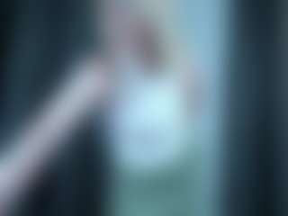 Evelyn's Live Sex Cam Show