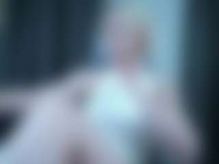 Evelyn's Live Sex Cam Show