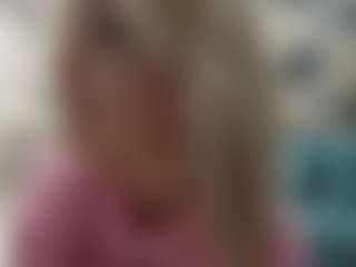 Evelyn's Live Sex Cam Show