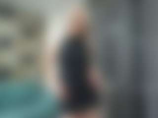 Live cam show with Evelyn - Full Nudity on SpankPalCams