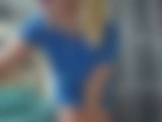 Live cam show with Evelyn - Big Tits on Dolls Live