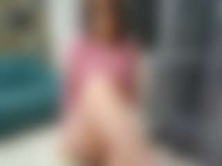 Evelyn's Live Sex Cam Show