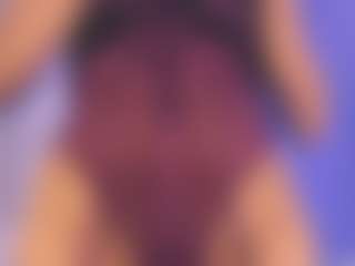 Live cam show with Scarlett-evanss1 - Doggy on Camsoda
