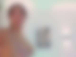 Live cam show with Scarlett-evanss1 - Athletic Middle Aged on Cam Slut