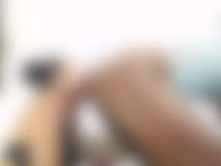 zule-jhonson's Live Sex Cam Show