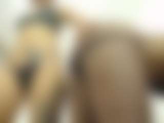 zule-jhonson's Live Sex Cam Show
