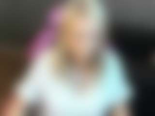 Live cam show with AmeliaxCandy - New Teen (18+) on Fit Hotties