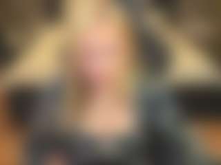 Live cam show with AmeliaxCandy - Moaning on Dolls Live