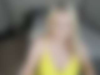 Live cam show with AmeliaxCandy - Body Massage on Dare Cams