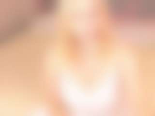 Live cam show with AmeliaxCandy - Submissive on Fit Hotties