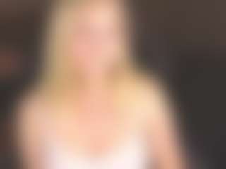 Live cam show with AmeliaxCandy - Camel Toe on iamadamtest123.com