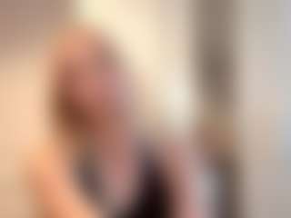 AmieeTanimoto's Live Sex Cam Show