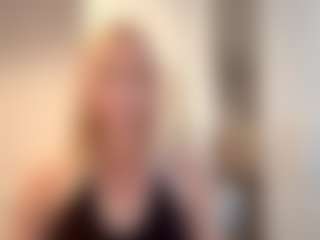Live cam show with AmieeTanimoto - Strip Brown Hair on crypto-cams