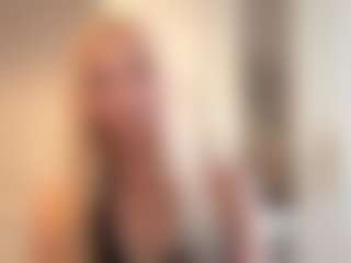 AmieeTanimoto's Live Sex Cam Show