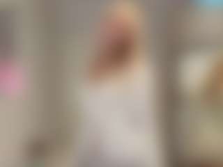Live cam show with AmieeTanimoto - Sexy on CamwithHer