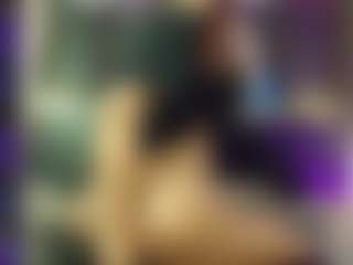 Live cam show with Astrid-cardenas - Average on Fling VIP Chat