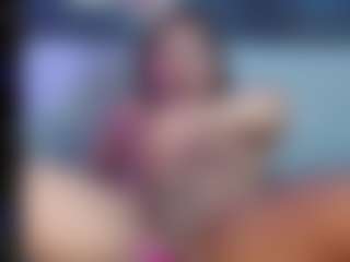 Live cam show with Astrid-cardenas - HD on Camsoda