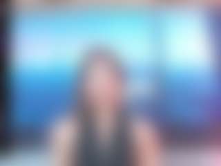 Live cam show with Astrid-cardenas - Smoking on Soda Cam