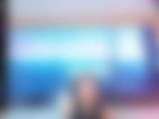 Live cam show with Astrid-cardenas - Brown Hair on Strip Flash - Live Sex Shows