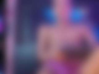Live cam show with Astrid-cardenas - Cumshot on Camsoda