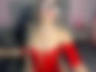 Live cam show with CamilaVixen-Ch - Oil on livesuperchat.net