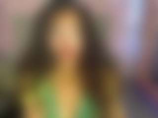 Live cam show with CamilaVixen-Ch - Public Ebony on Milfs Live