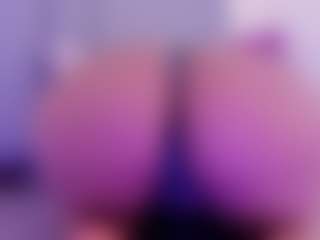 Live cam show with CannelaSmith - Handjob on Camsoda