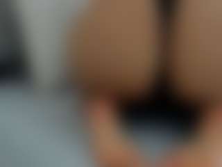 Live cam show with CannelaSmith - New Latina on Mixed Magazine Live | colombia