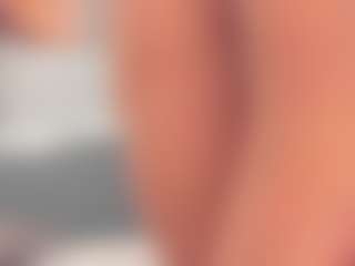 Live cam show with CannelaSmith - Ride on fapnchat