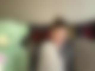 Live cam show with Mia - Blonde Hair College on realtime-chat
