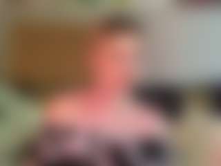 Mia's Live Sex Cam Show