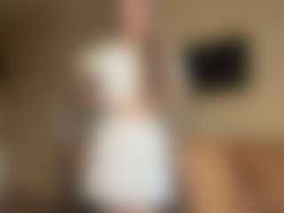 Live cam show with ConstanceNordyke - Bikini on Sweet Sext