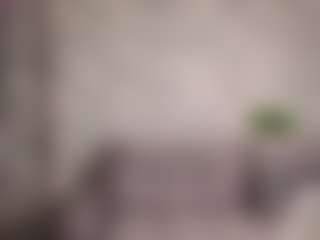 Live cam show with Ellis-Brownn - Blue Eyes on Camsoda