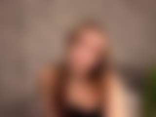 Live cam show with Ellis-Brownn - Babygirl on Camsoda