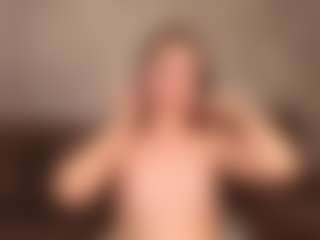 Live cam show with Ellis-Brownn - Doggy on Camsoda
