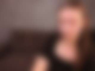 Live cam show with Ellis-Brownn - Babygirl on Camversity