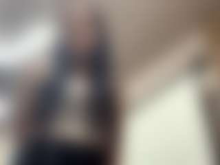 Mia's Live Sex Cam Show