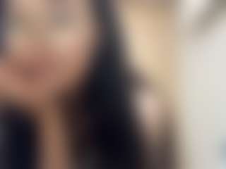 Mia's Live Sex Cam Show