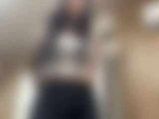 Mia's Live Sex Cam Show