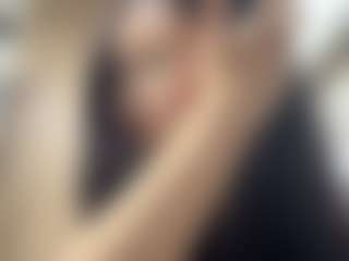Mia's Live Sex Cam Show