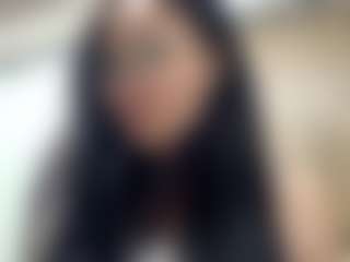 Mia's Live Sex Cam Show