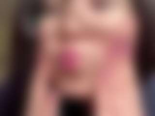 Mia's Live Sex Cam Show