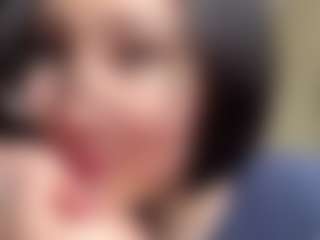 Mia's Live Sex Cam Show