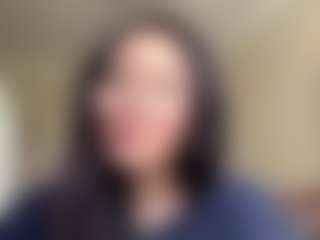Mia's Live Sex Cam Show