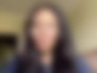 Mia's Live Sex Cam Show